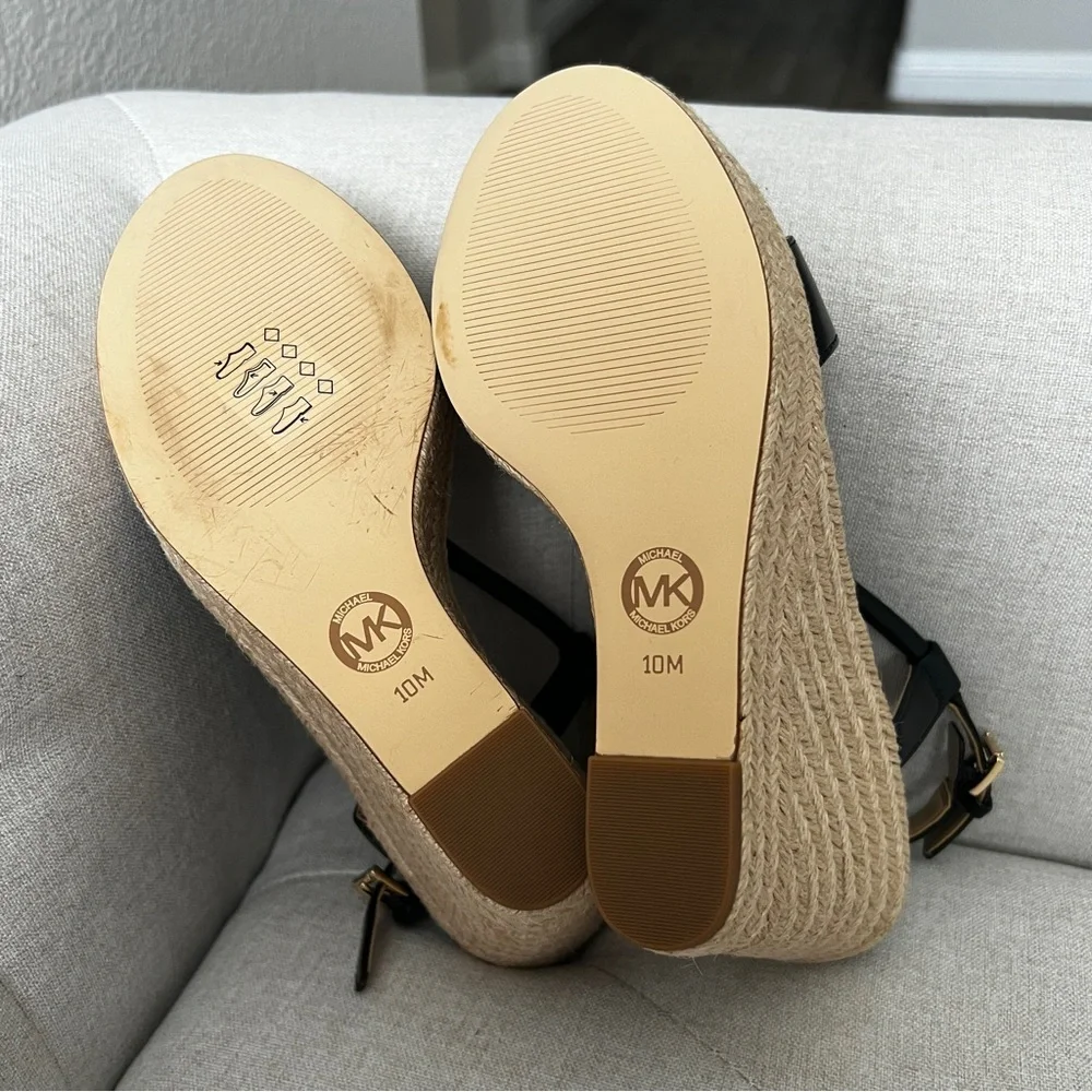 Michael Kors NIB Annie Wedge size 10